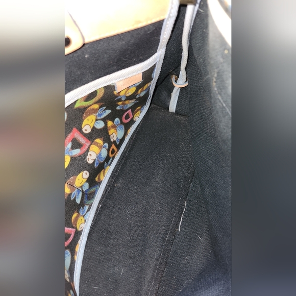 Dooney & Bourke Vintage Retired Print Black Bumble Bee Purse - Picture 10 of 16